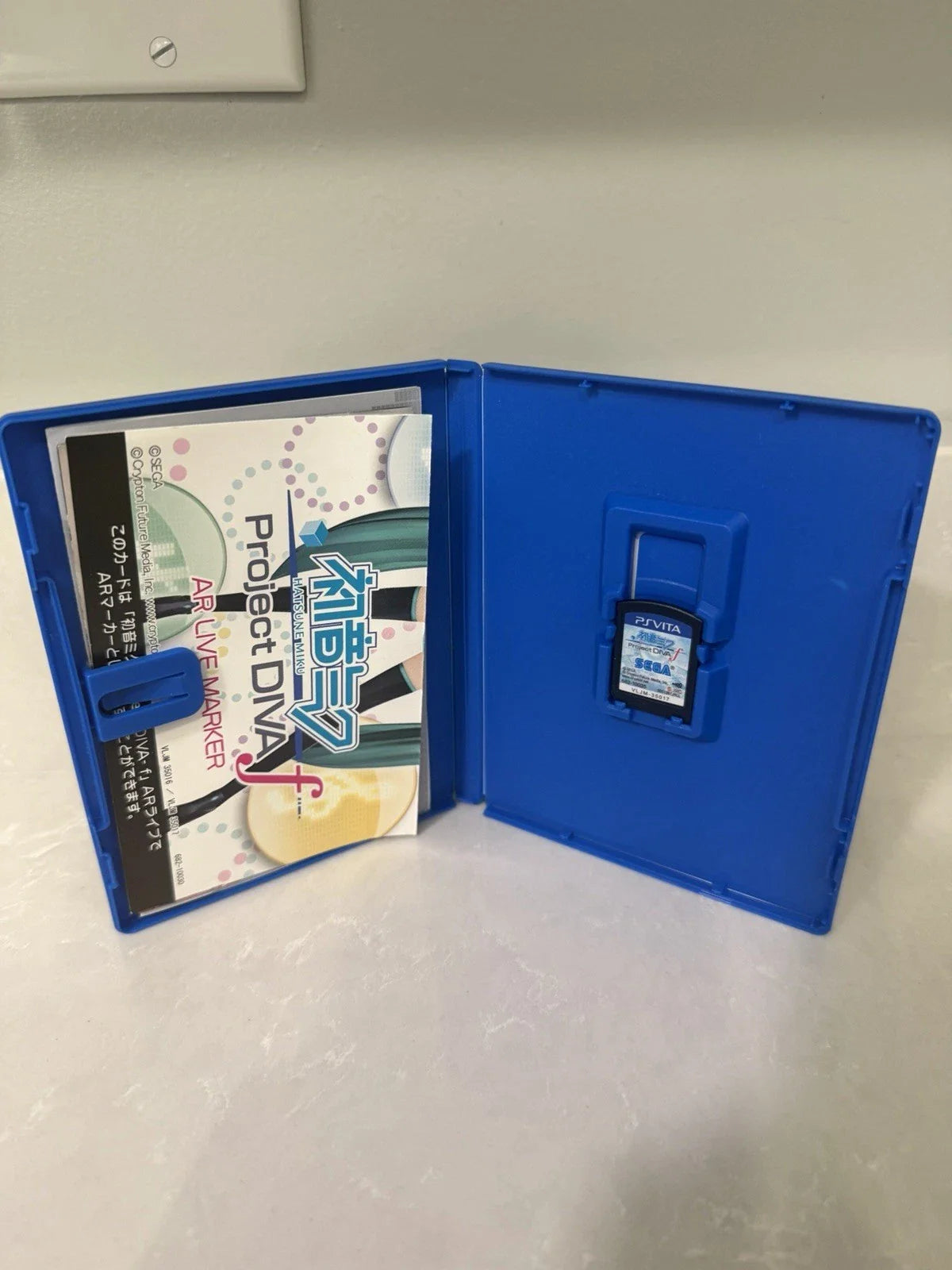 PS Vita Hatsune Miku Limited Edition PCHJ 10002 White Console