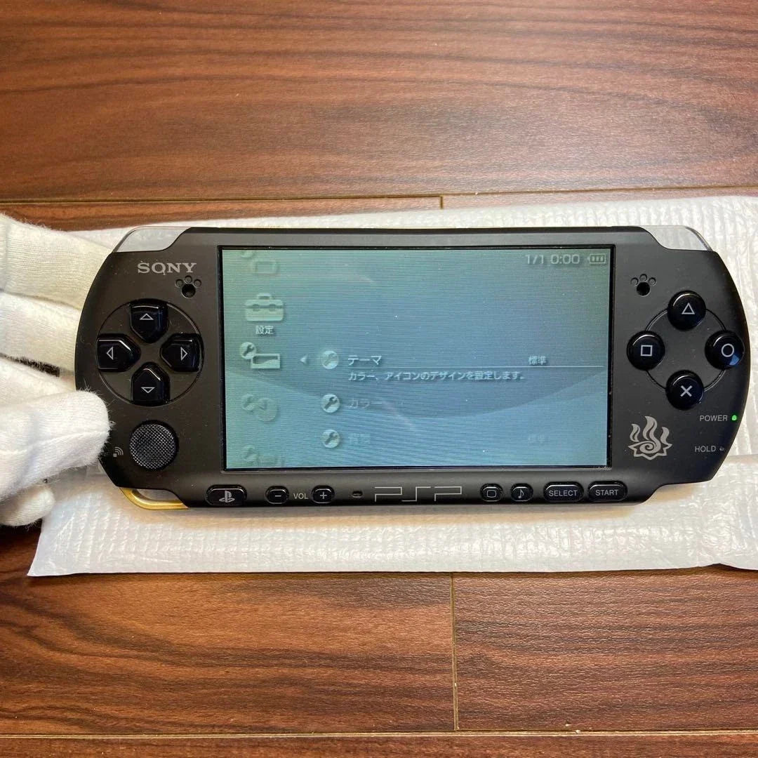 PSP console (3000 model) with Monster Hunter Portable 3rd game (4189) From Japan