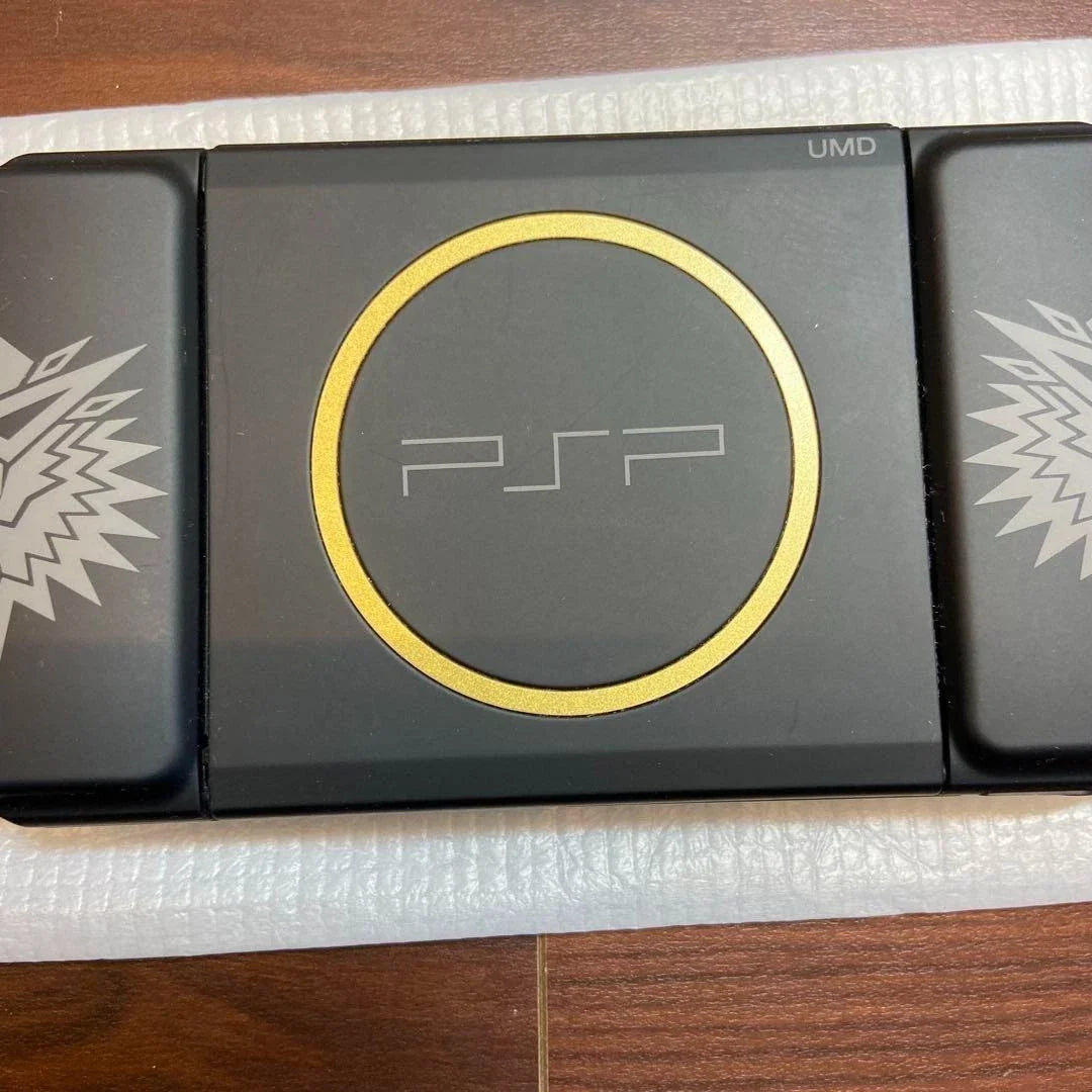 PSP console (3000 model) with Monster Hunter Portable 3rd game (4189) From Japan
