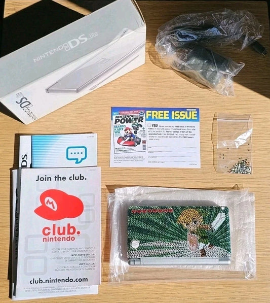 Nintendo DS Lite Swarovsky Console - The legend of Zelda - 1 OF 1 Nintendo World