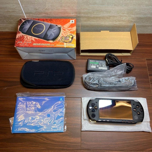 PSP console (3000 model) with Monster Hunter Portable 3rd game (4189) From Japan