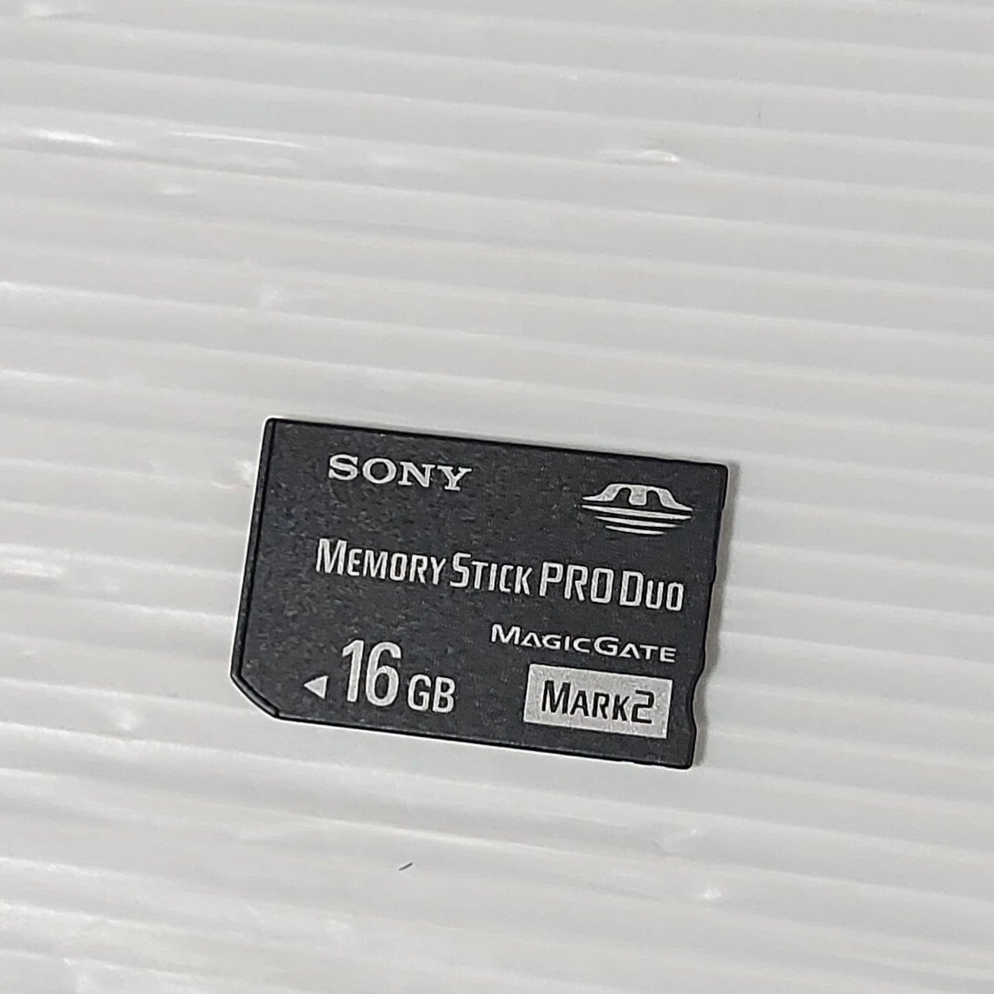 PSP 2000 CRISIS CORE Final Fantasy VII Limited Console with Box Import Japan