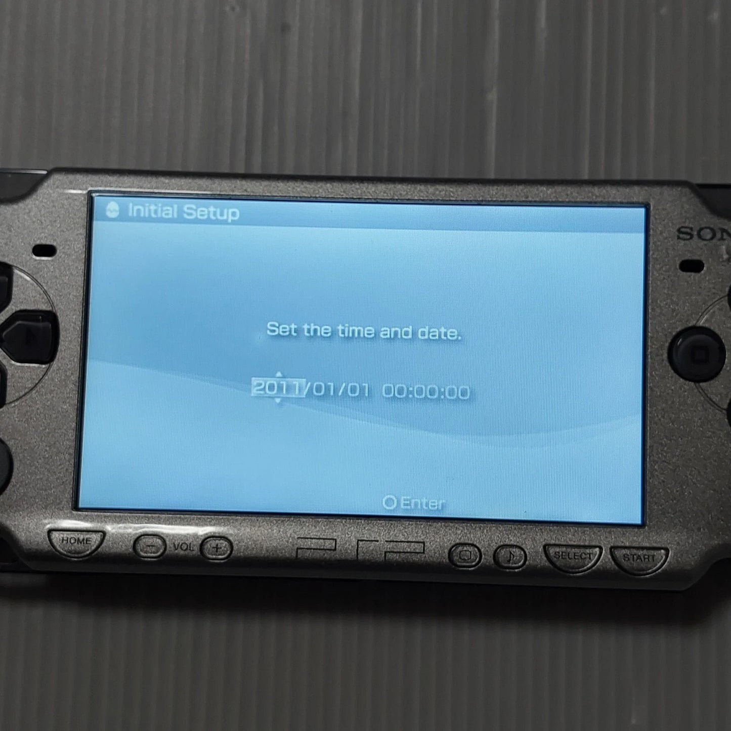 PSP 2000 CRISIS CORE Final Fantasy VII Limited Console with Box Import Japan