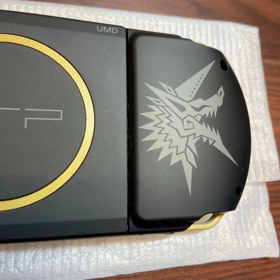 PSP console (3000 model) with Monster Hunter Portable 3rd game (4189) From Japan