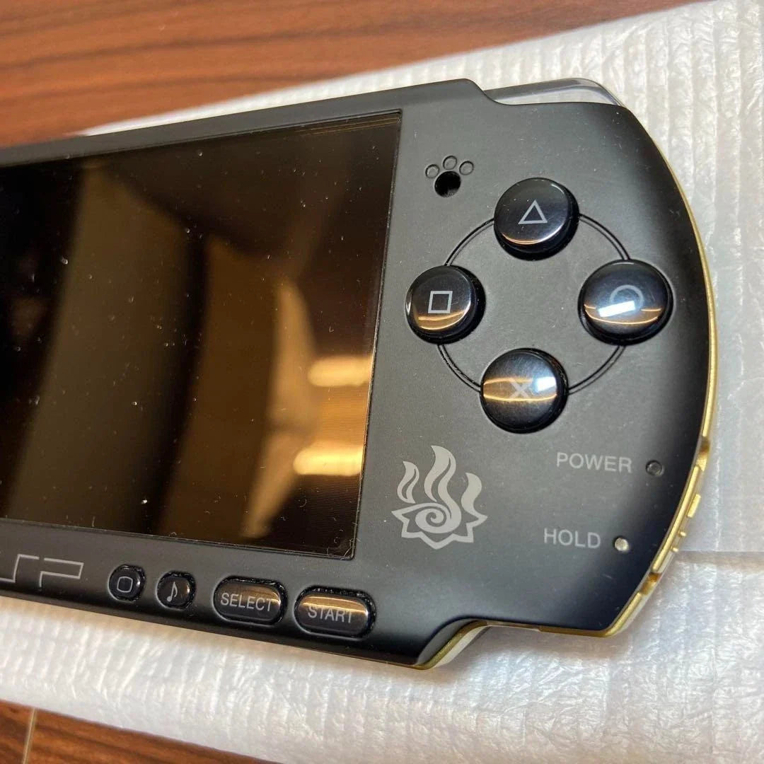 PSP console (3000 model) with Monster Hunter Portable 3rd game (4189) From Japan