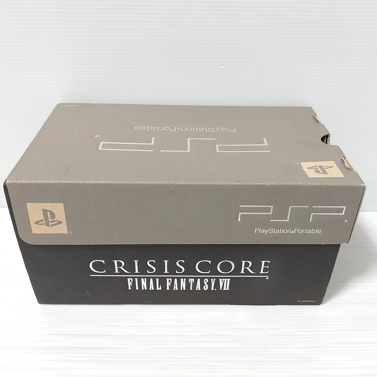 PSP 2000 CRISIS CORE Final Fantasy VII Limited Console with Box Import Japan