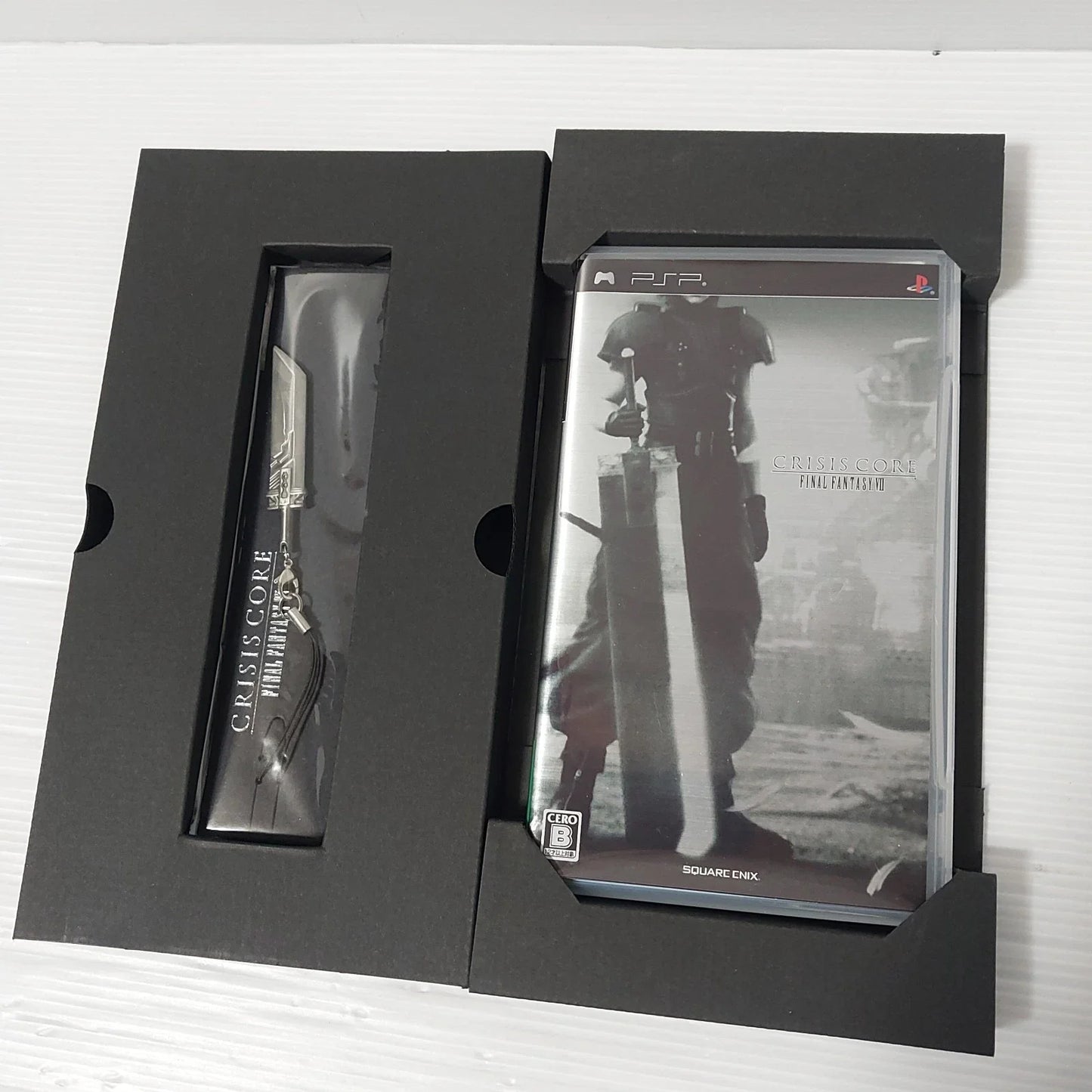 PSP 2000 CRISIS CORE Final Fantasy VII Limited Console with Box Import Japan